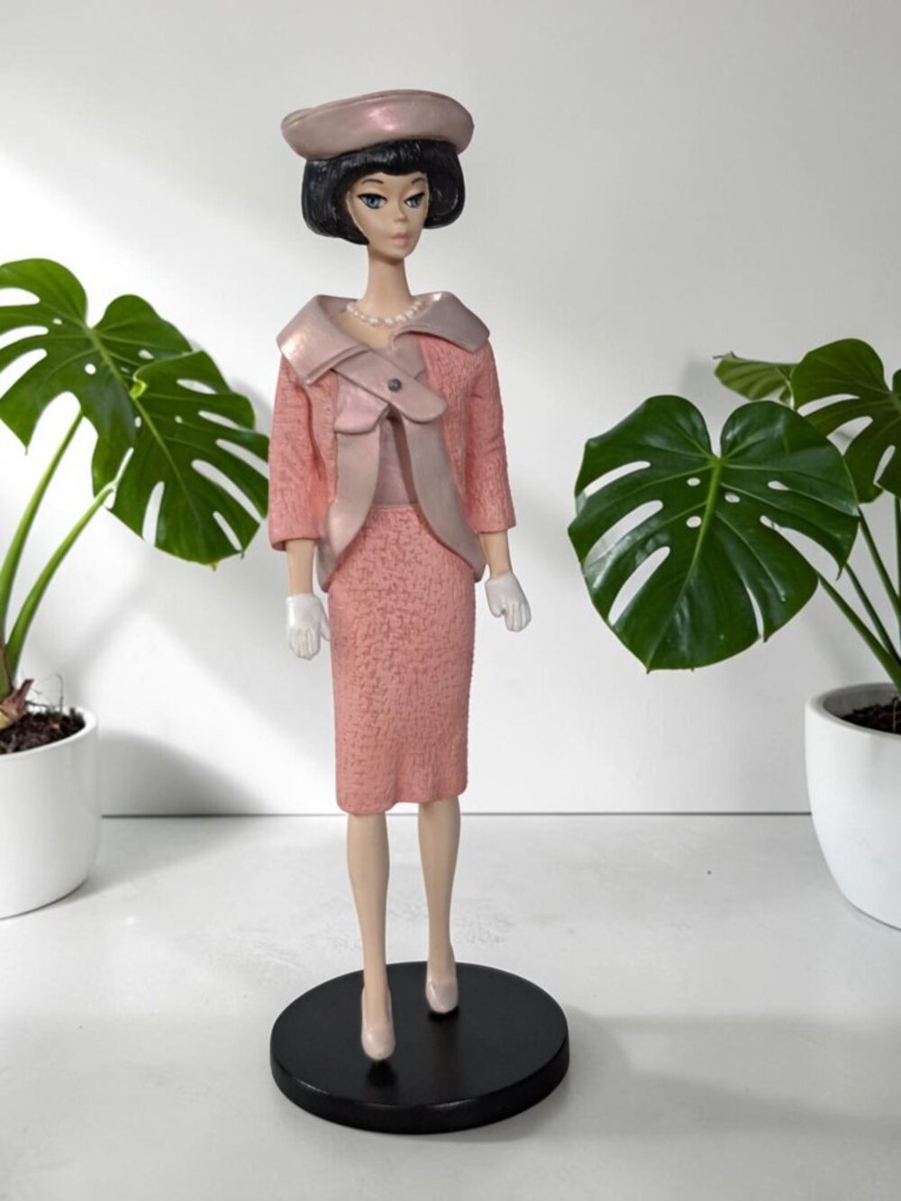 Danbury Mint - 1966 Barbie Fashion Luncheon Figure with stand and Certificate